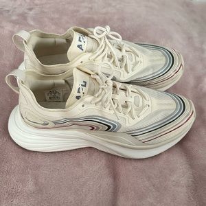 APL | Streamline Women’s Size 8